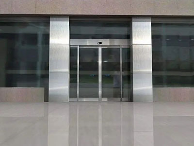 玻璃平移門